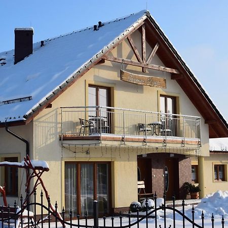 Gosciniec Klejnot Hotel Borowo Exterior foto